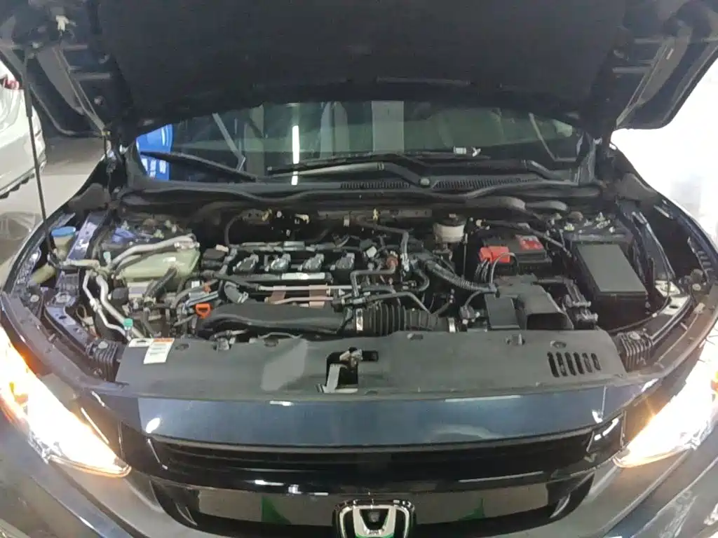 Honda Civic — фото 20