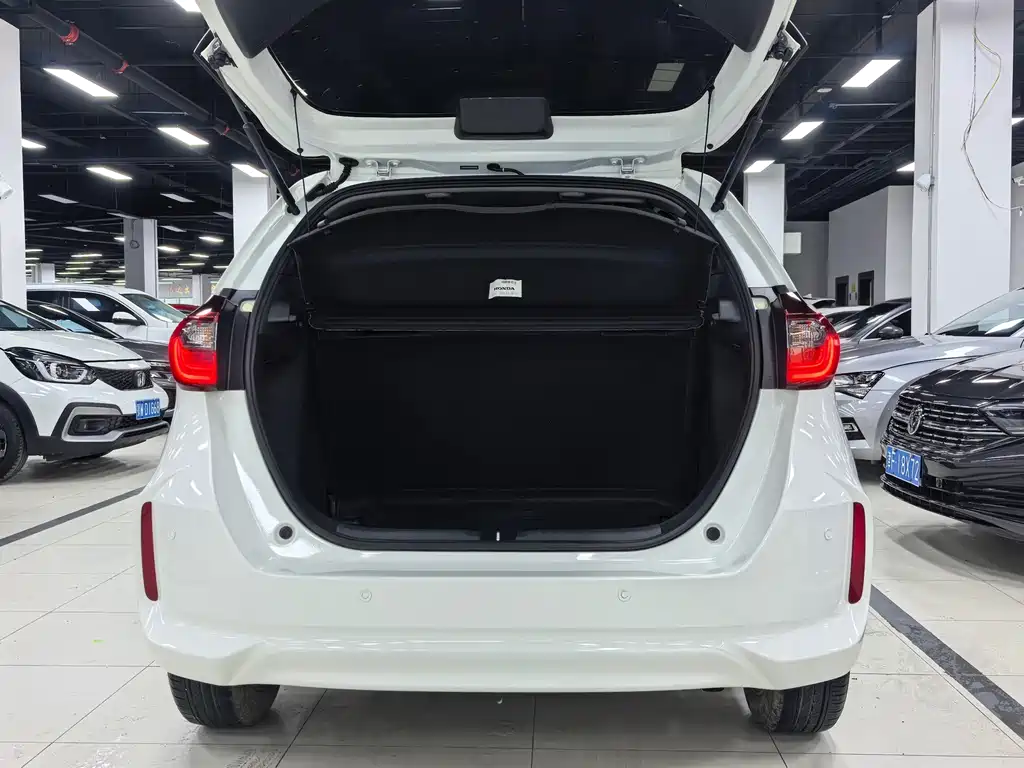 Honda Fit — фото 21