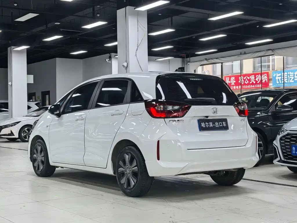 Honda Fit — фото 23