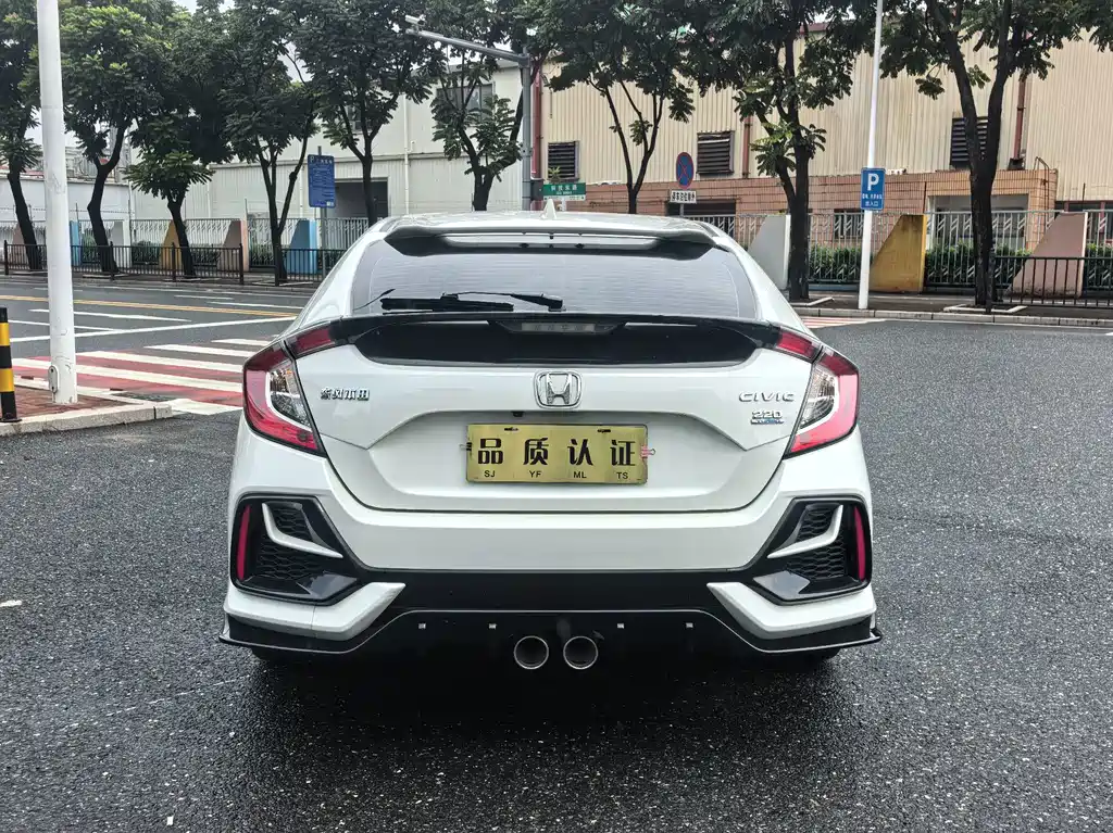 Honda Civic — фото 8