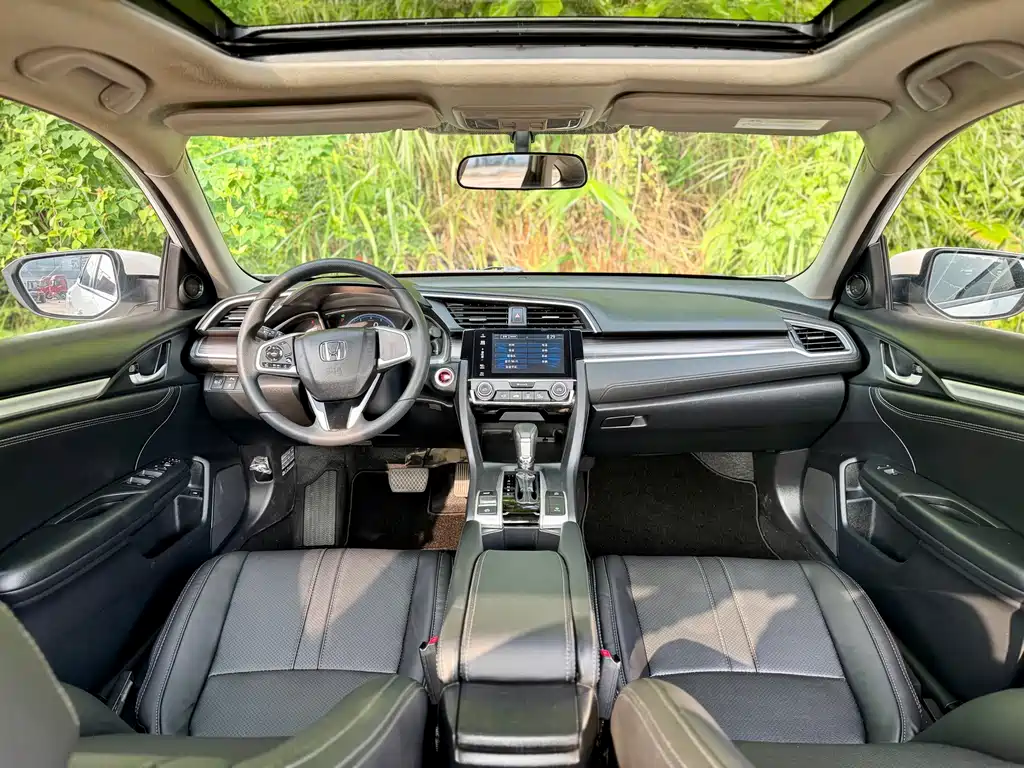 Honda Civic — фото 9