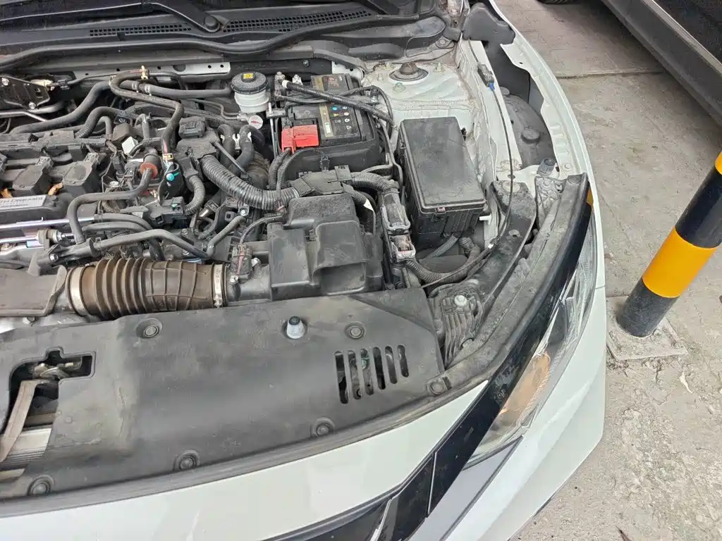 Honda Civic — фото 20