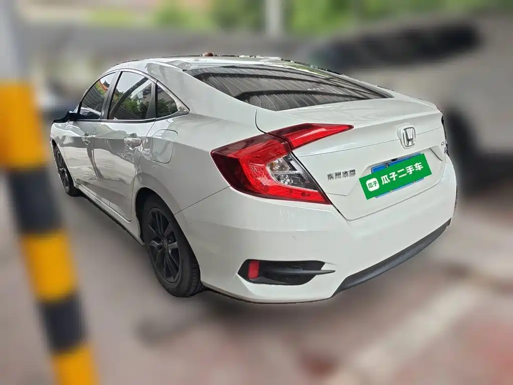 Honda Civic — фото 25