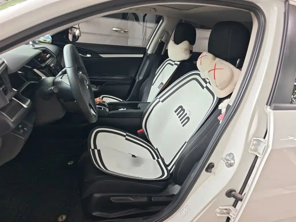 Honda Civic — фото 8