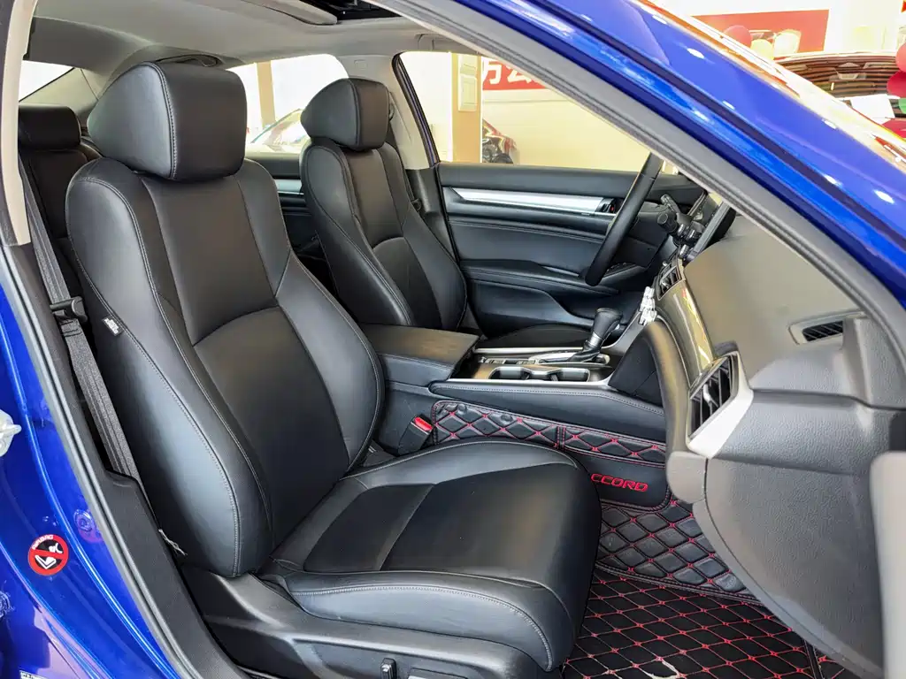 Honda Accord — фото 13