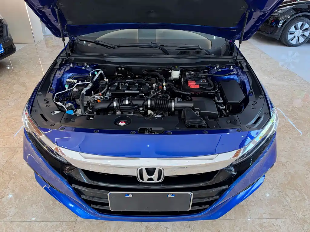 Honda Accord — фото 16