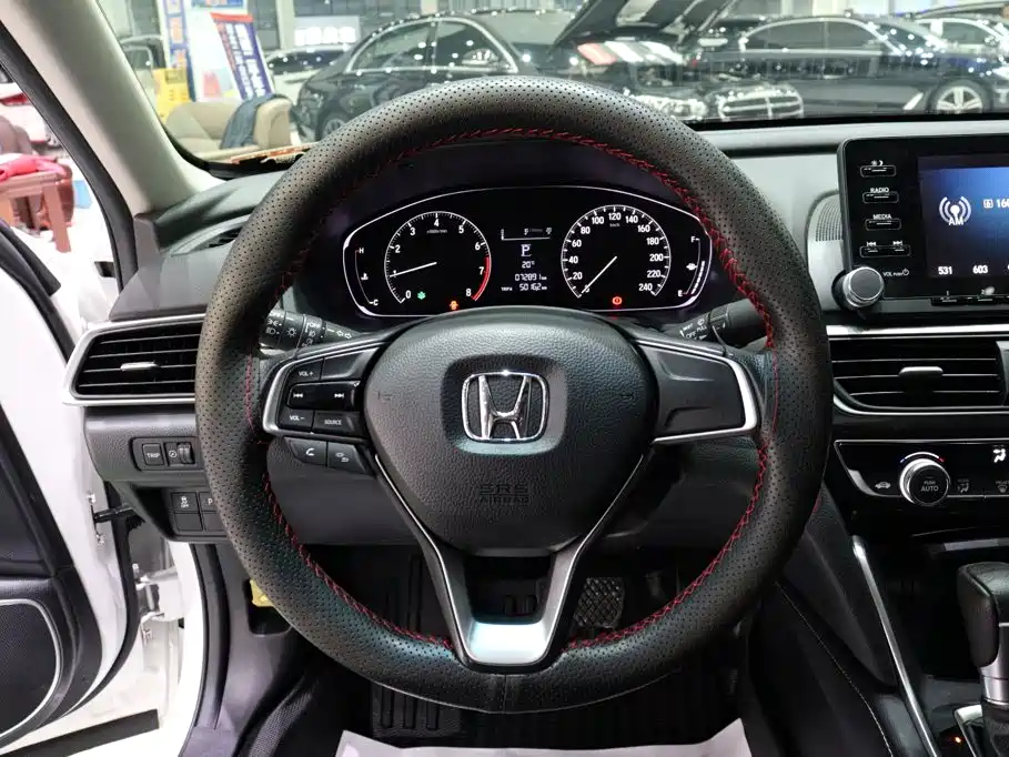 Honda Inspire — фото 13