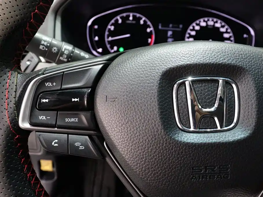 Honda Inspire — фото 15
