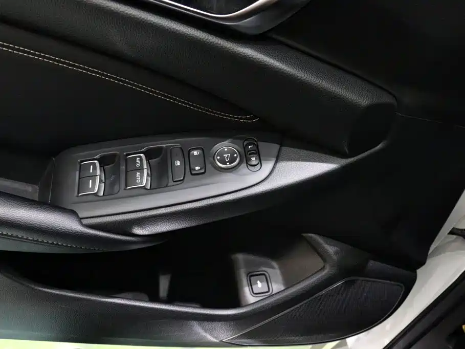 Honda Inspire — фото 17