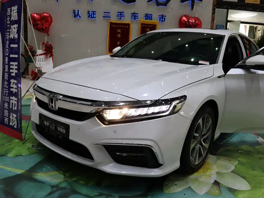 Honda Inspire — фото 21