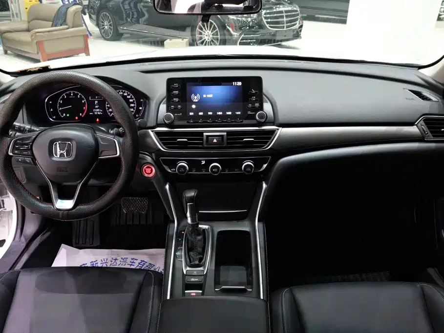 Honda Inspire — фото 9