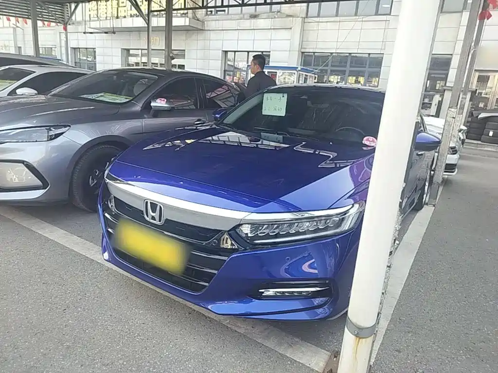 Honda Accord — фото 2