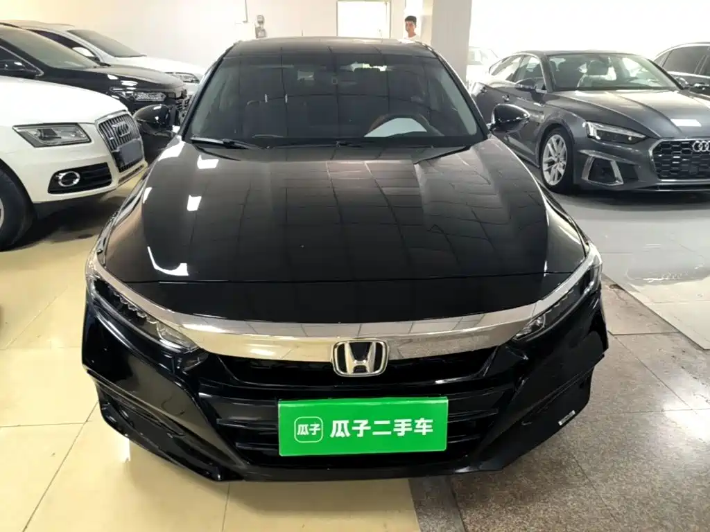Honda Accord — фото 3