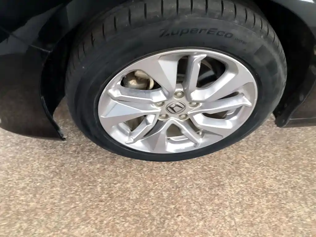 Honda Accord — фото 23