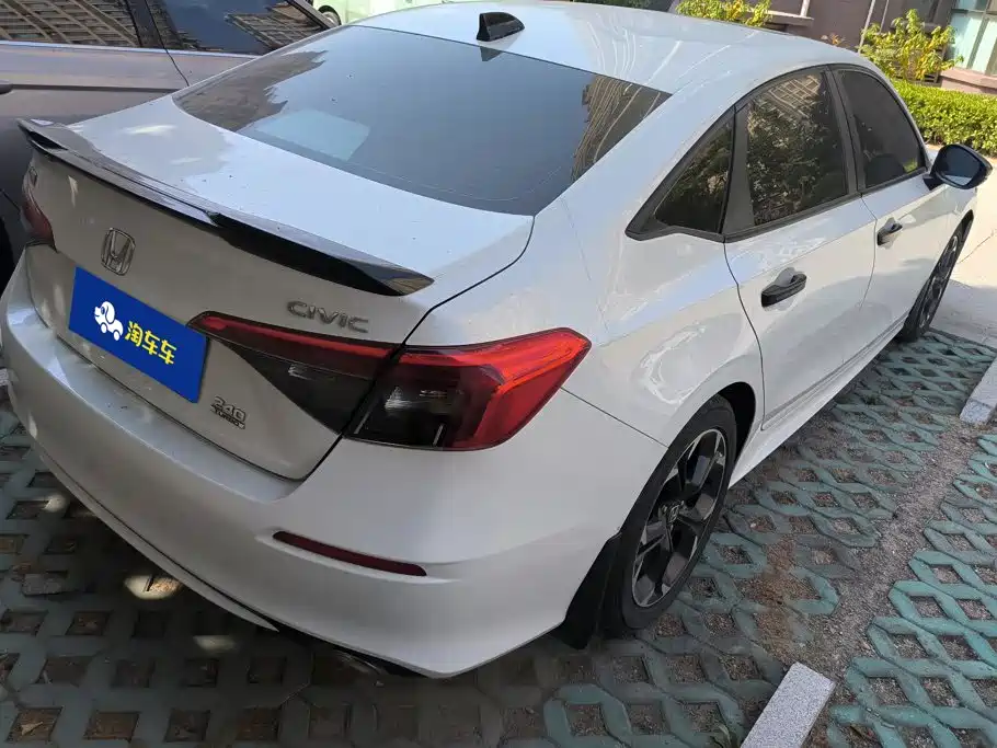 Honda Civic — фото 3