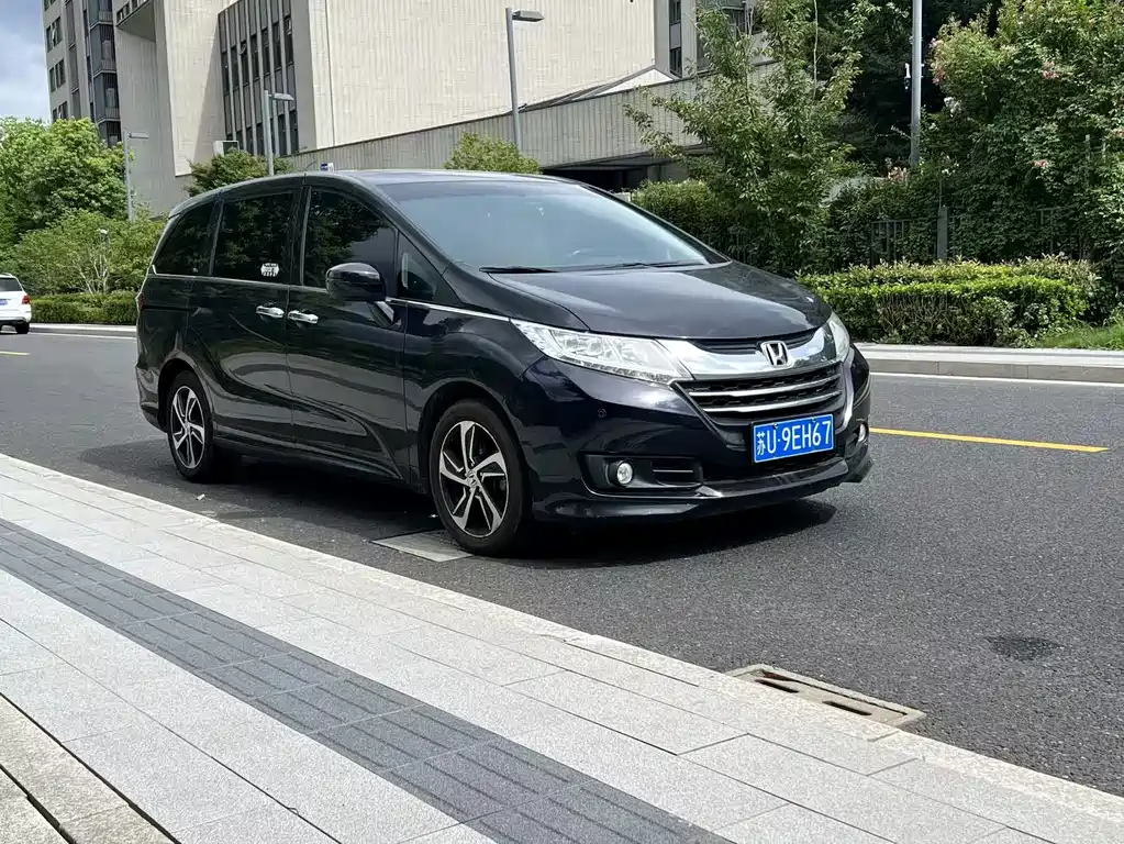 Honda Odyssey — фото 3