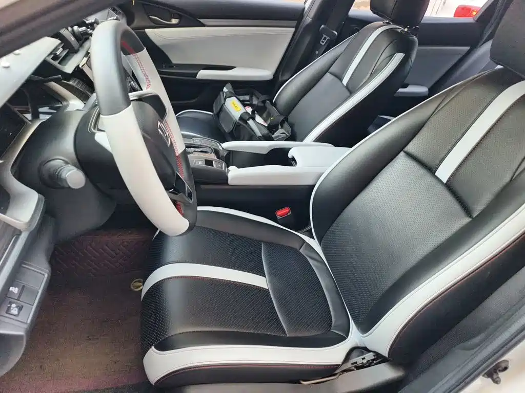 Honda Civic — фото 8
