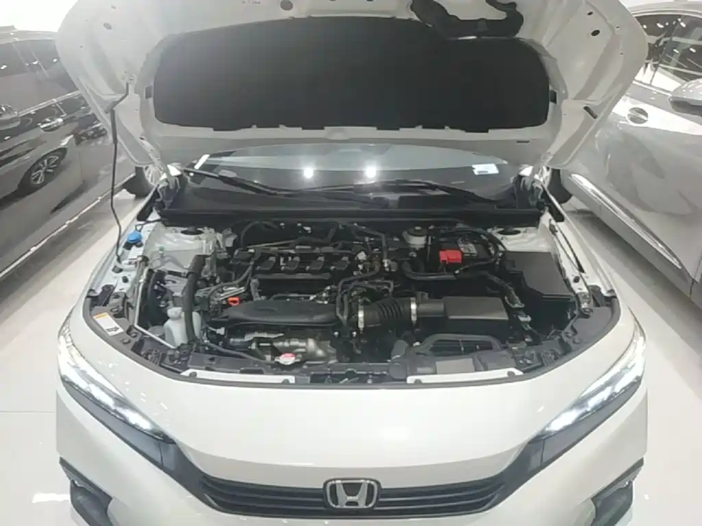 Honda Civic — фото 20