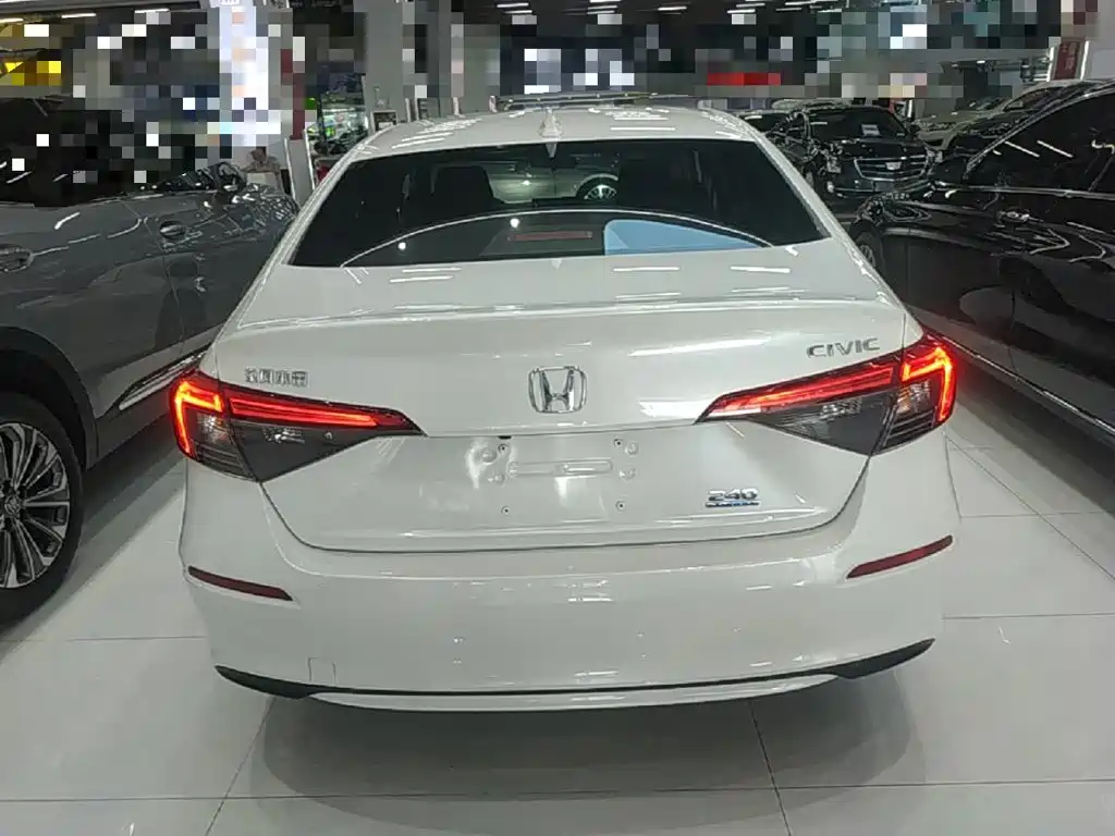 Honda Civic — фото 6