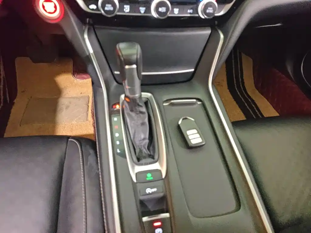 Honda Inspire — фото 14