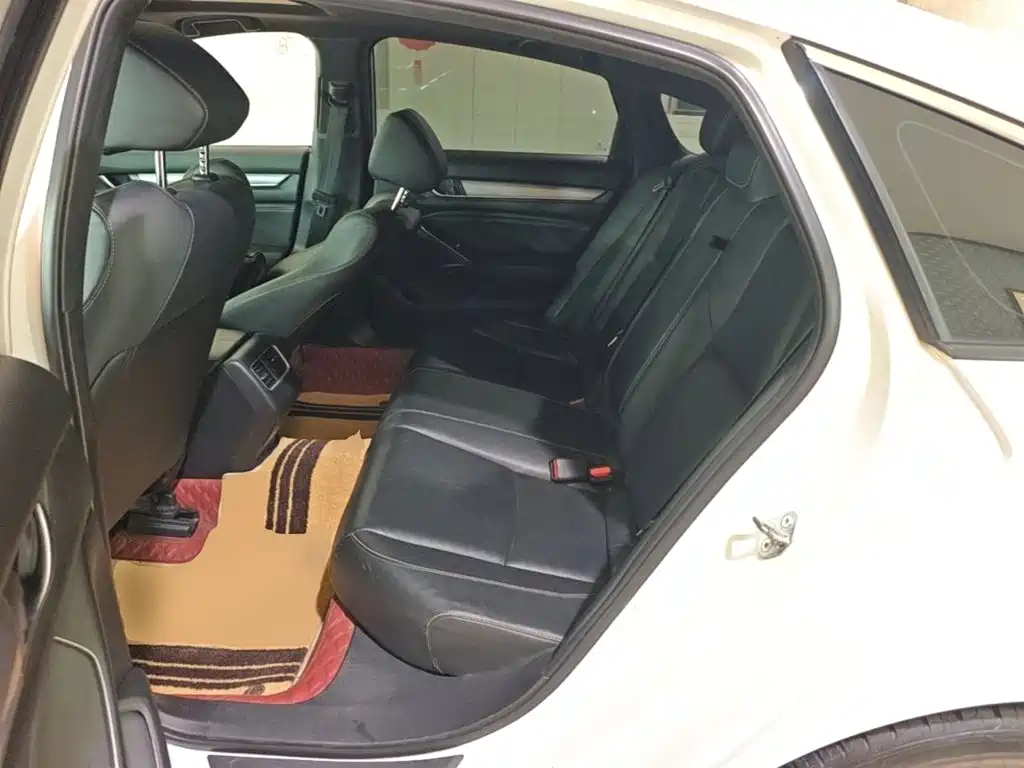 Honda Inspire — фото 17