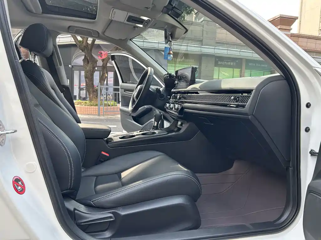 Honda Civic — фото 15