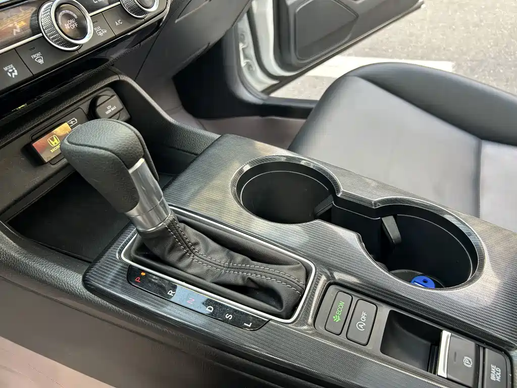 Honda Civic — фото 20