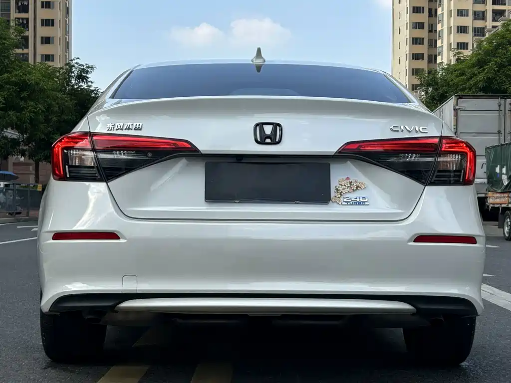 Honda Civic — фото 5