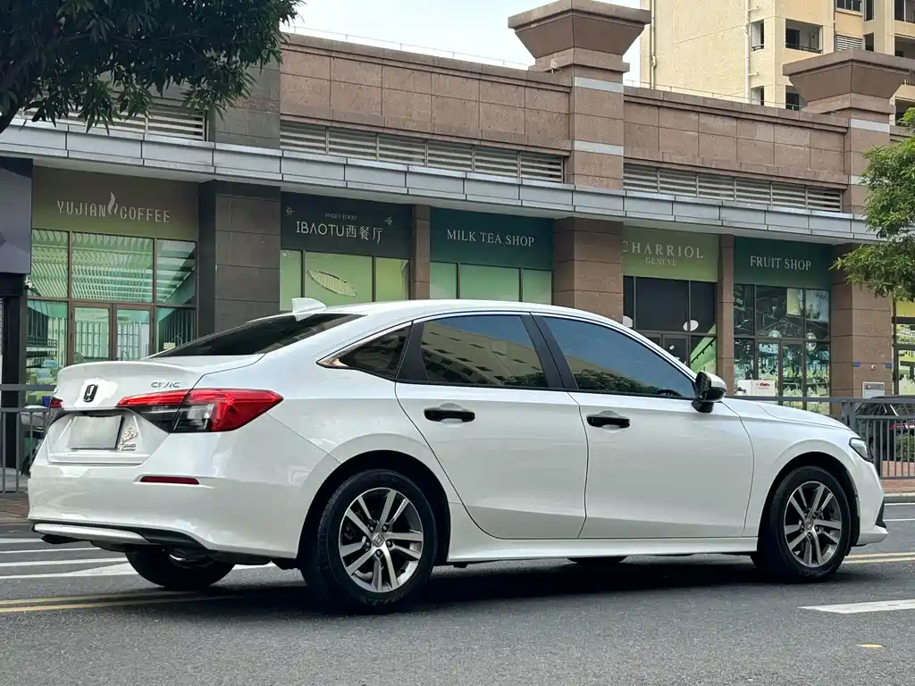 Honda Civic — фото 6
