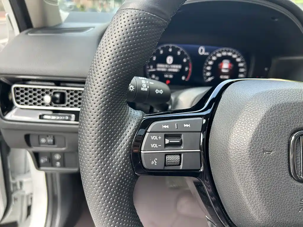 Honda Civic — фото 10