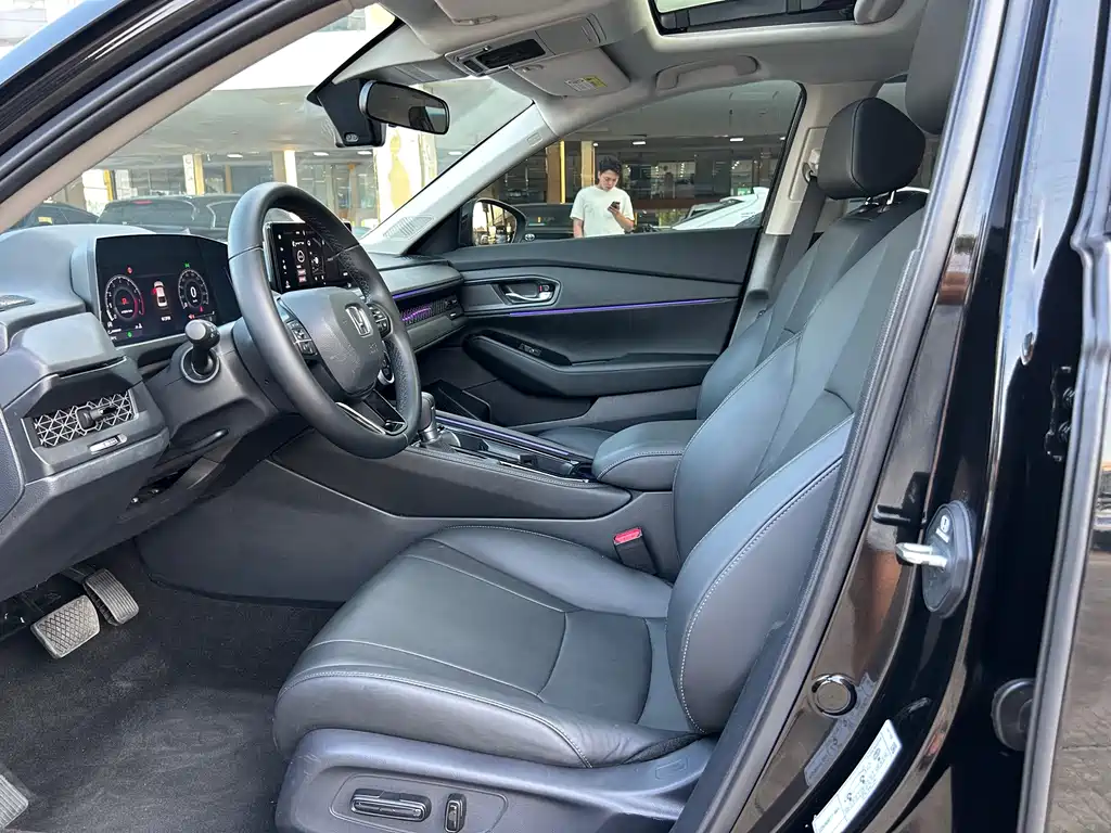 Honda Accord — фото 5