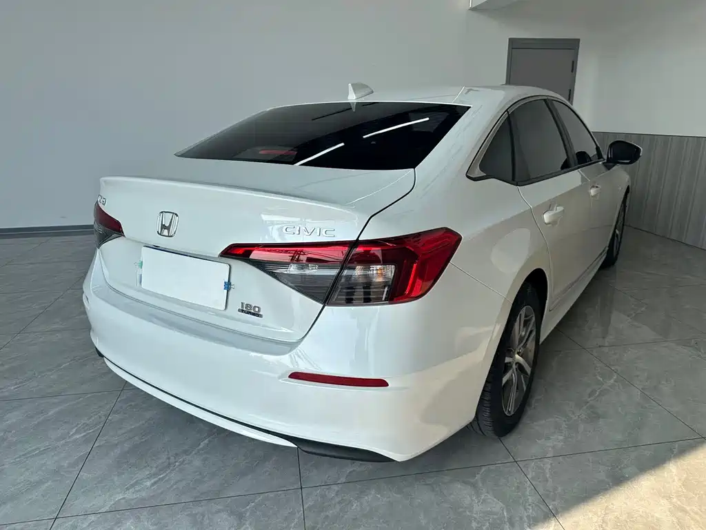 Honda Civic — фото 4