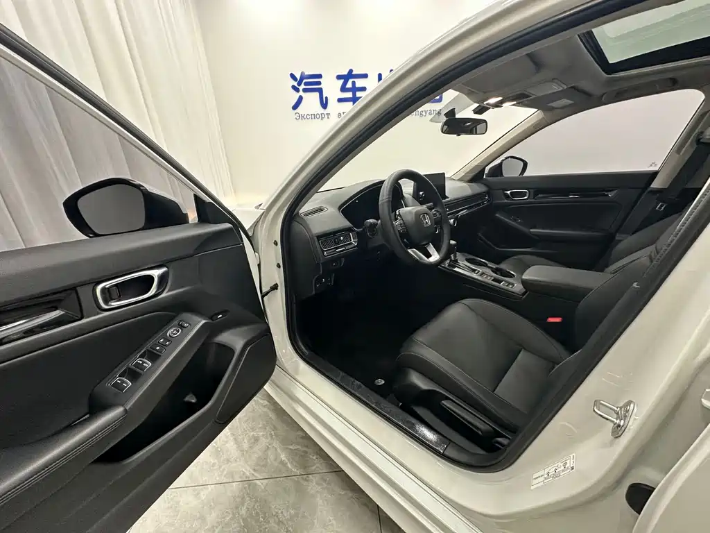 Honda Civic — фото 7
