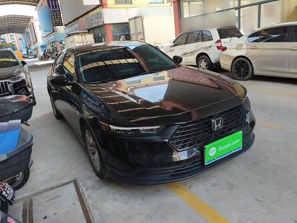 Honda Accord — фото 4