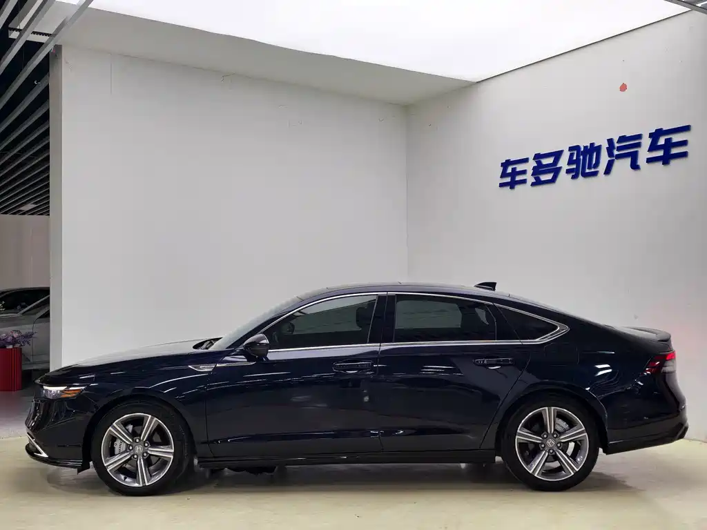 Honda Accord — фото 4