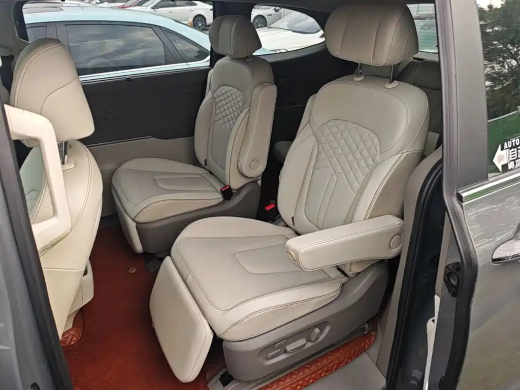 Hyundai Custo — фото 17