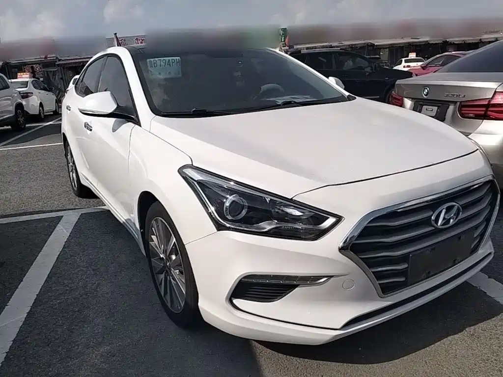 Hyundai Mistra — фото 4