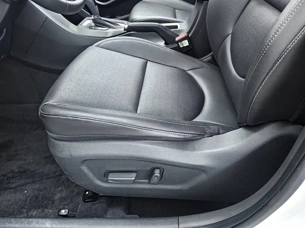 Hyundai ix35 — фото 20
