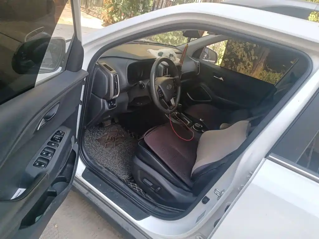 Hyundai ix35 — фото 17