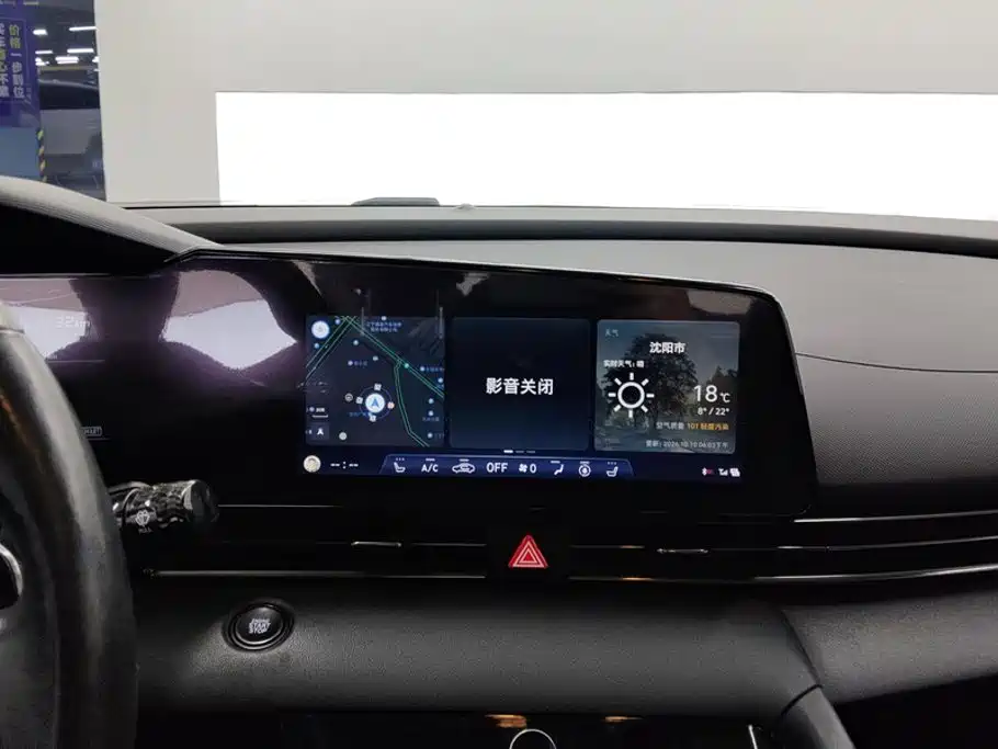 Hyundai Elantra — фото 13