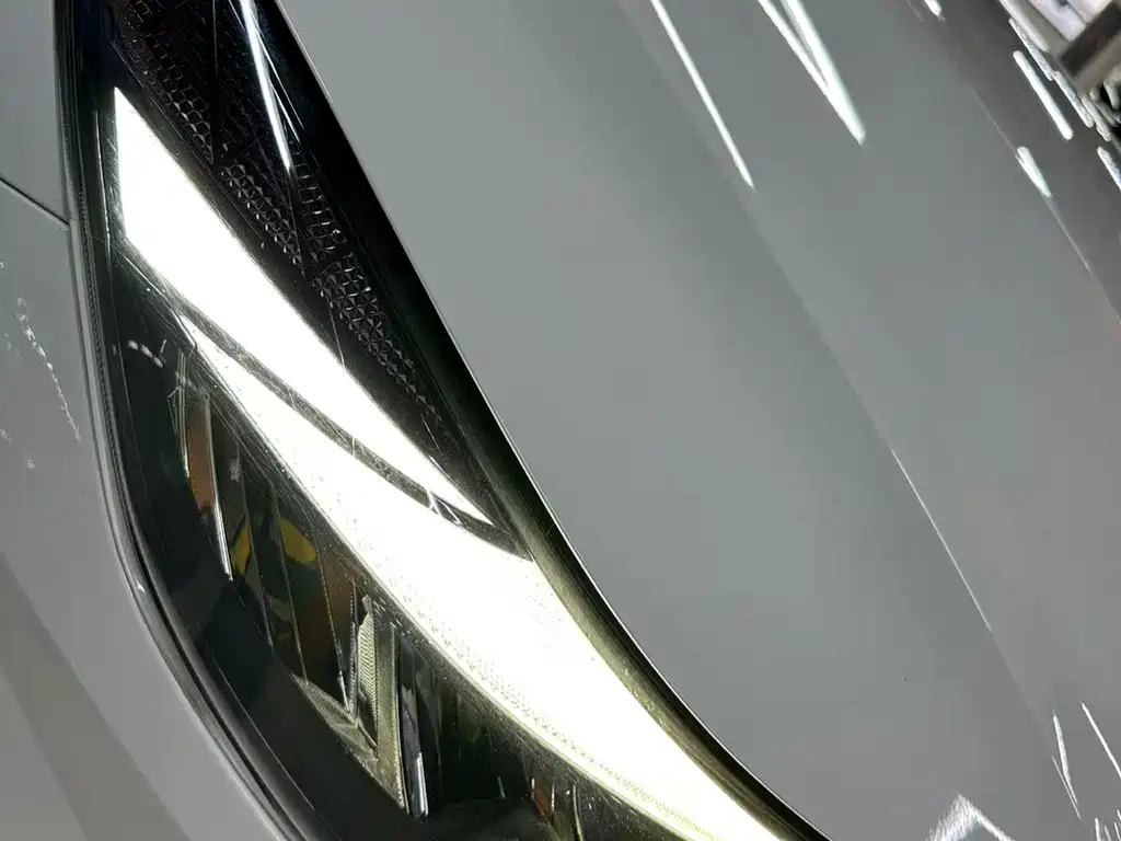 Hyundai Elantra — фото 15