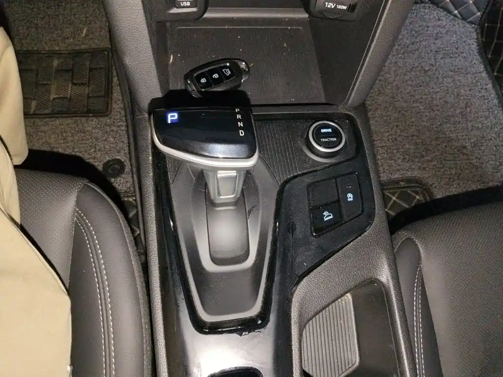 Hyundai ix35 — фото 10