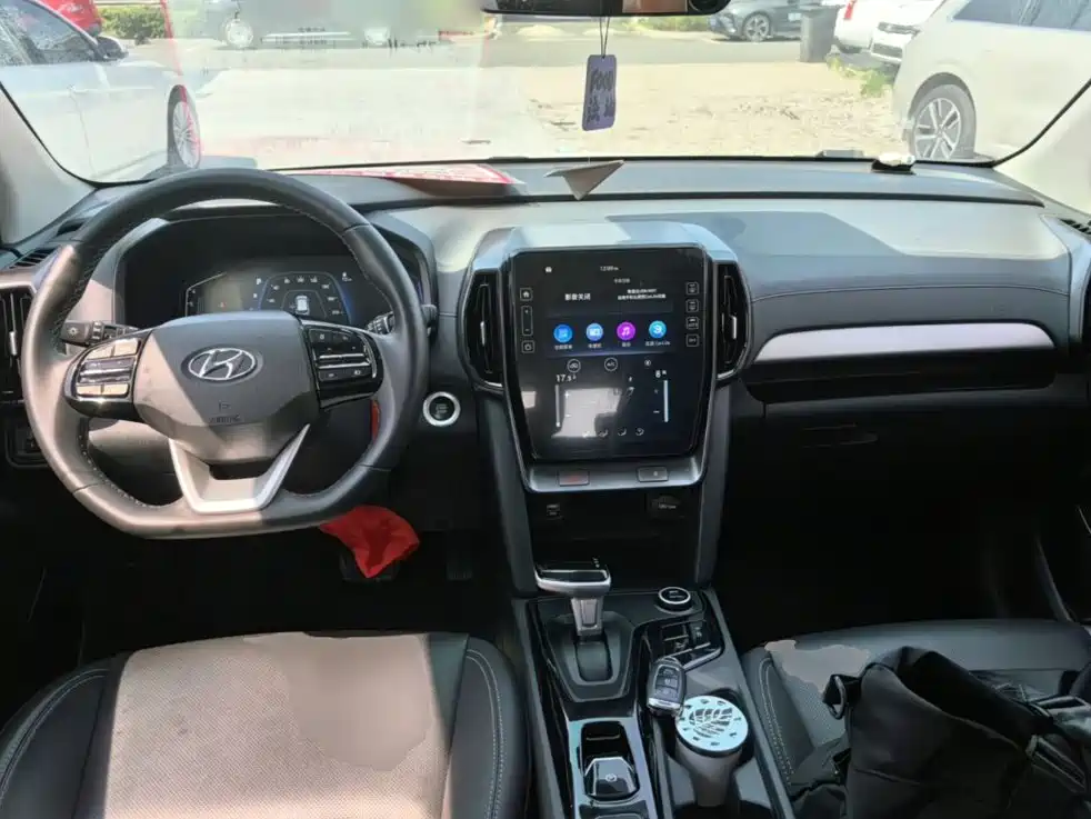 Hyundai ix35 — фото 10