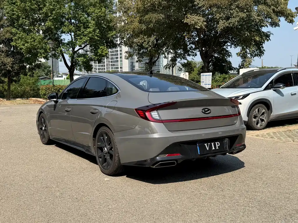Hyundai Sonata — фото 5