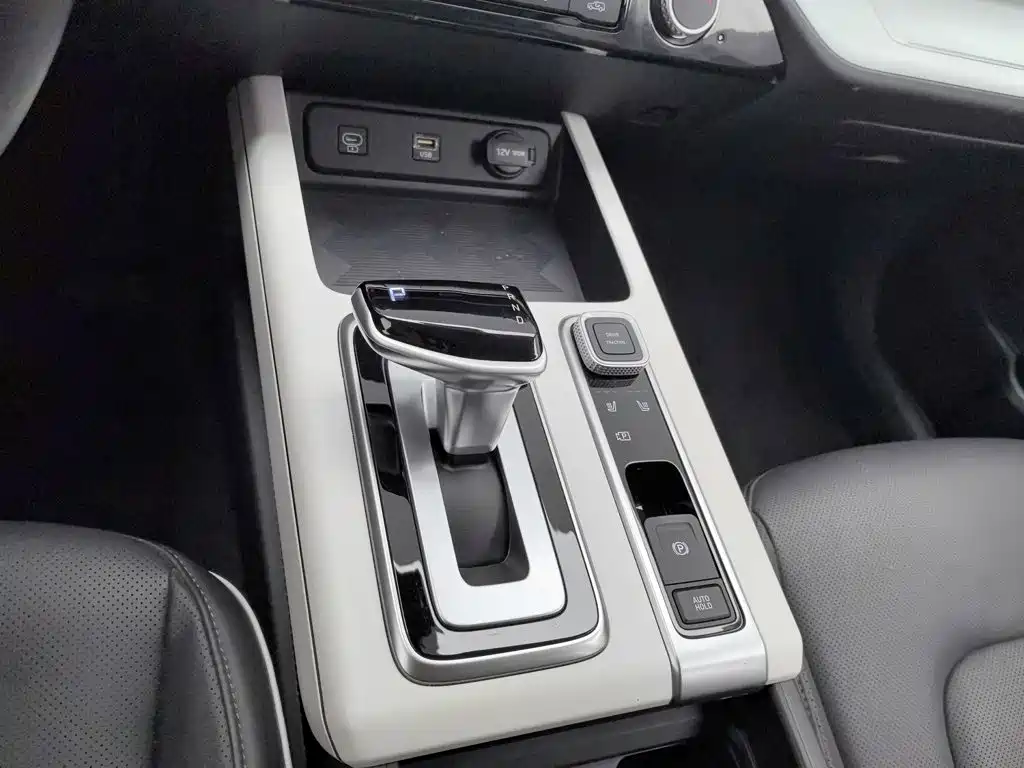 Hyundai ix35 — фото 13