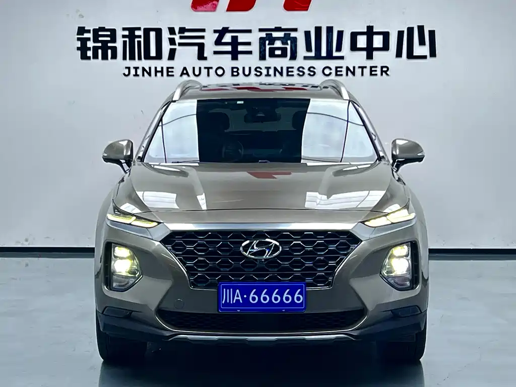 Hyundai Santa Fe — фото 2