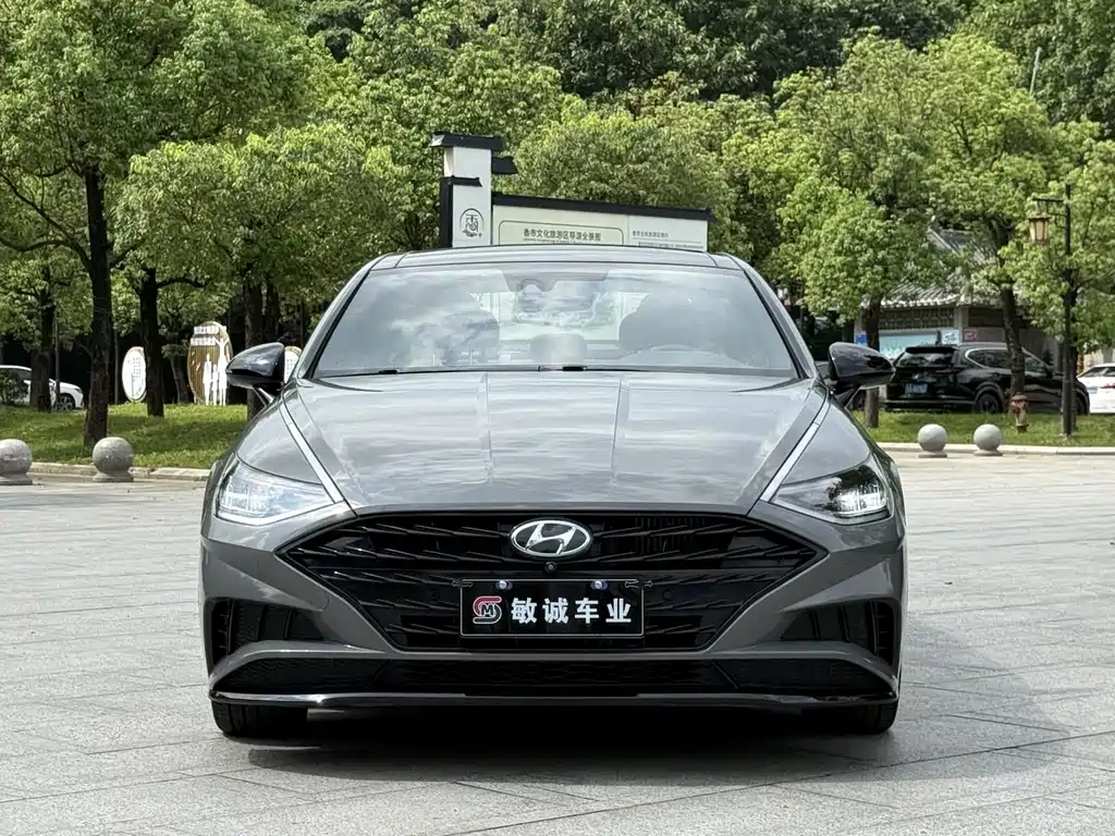 Hyundai Sonata — фото 2