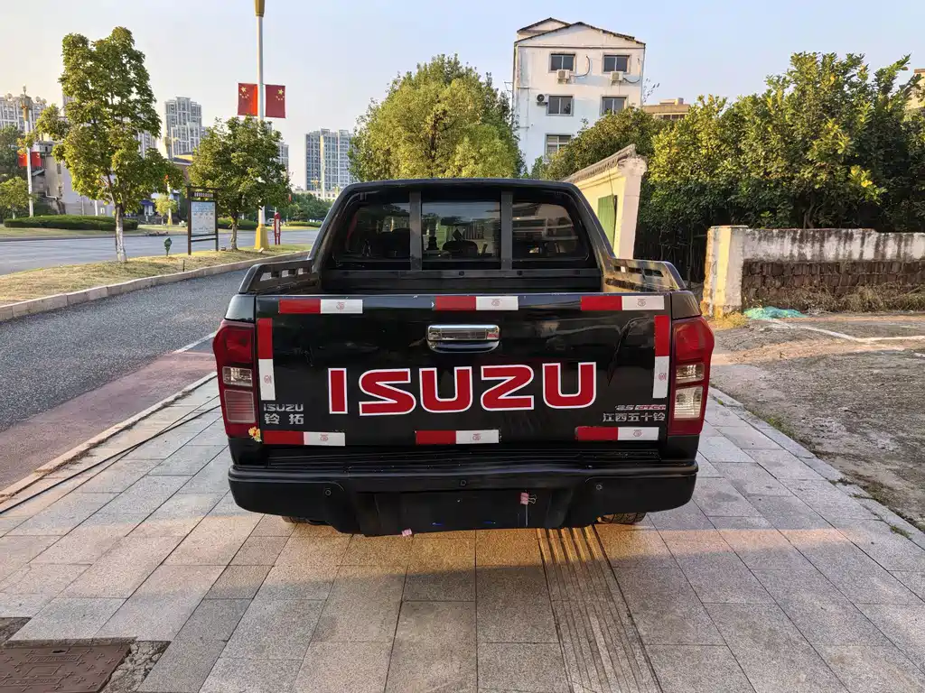 Isuzu Lingtuo — фото 6