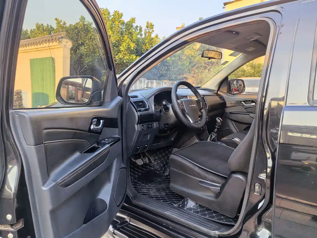 Isuzu Lingtuo — фото 10