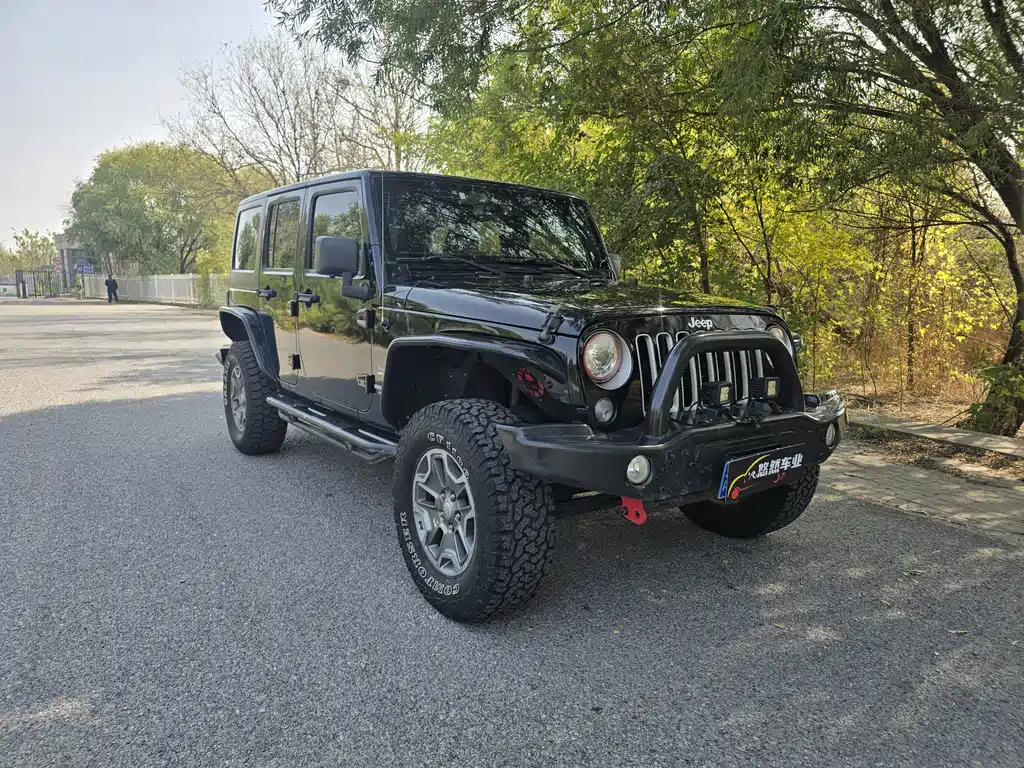 Jeep Wrangler — фото 3